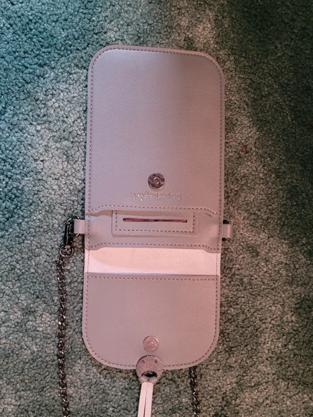 Minimalist Crossbody Phone Bag in Light Lavender